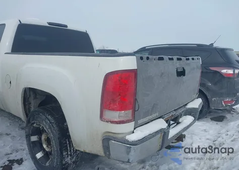 2008 GMC Sierra 1500 Work Truck z USA, uszkodzony, nr VIN 1GTEC19XX8Z118566